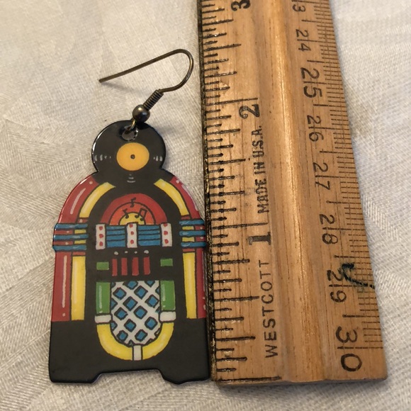 NWOT kitschy jukebox pierced earrings - Picture 3 of 10